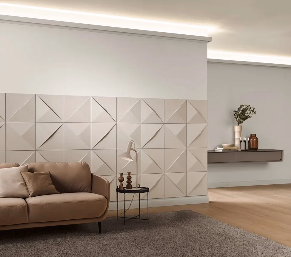 Corniche d'éclairage indirect et panneaux 3D Noël & Marquet — Maison Esclavissat Mâcon