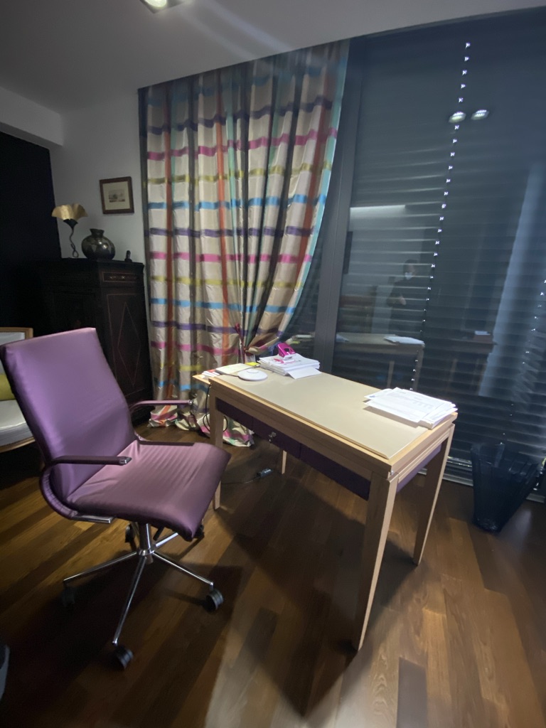 Rideau en taffetas rayé multicolore, bureau — Maison Esclavissat