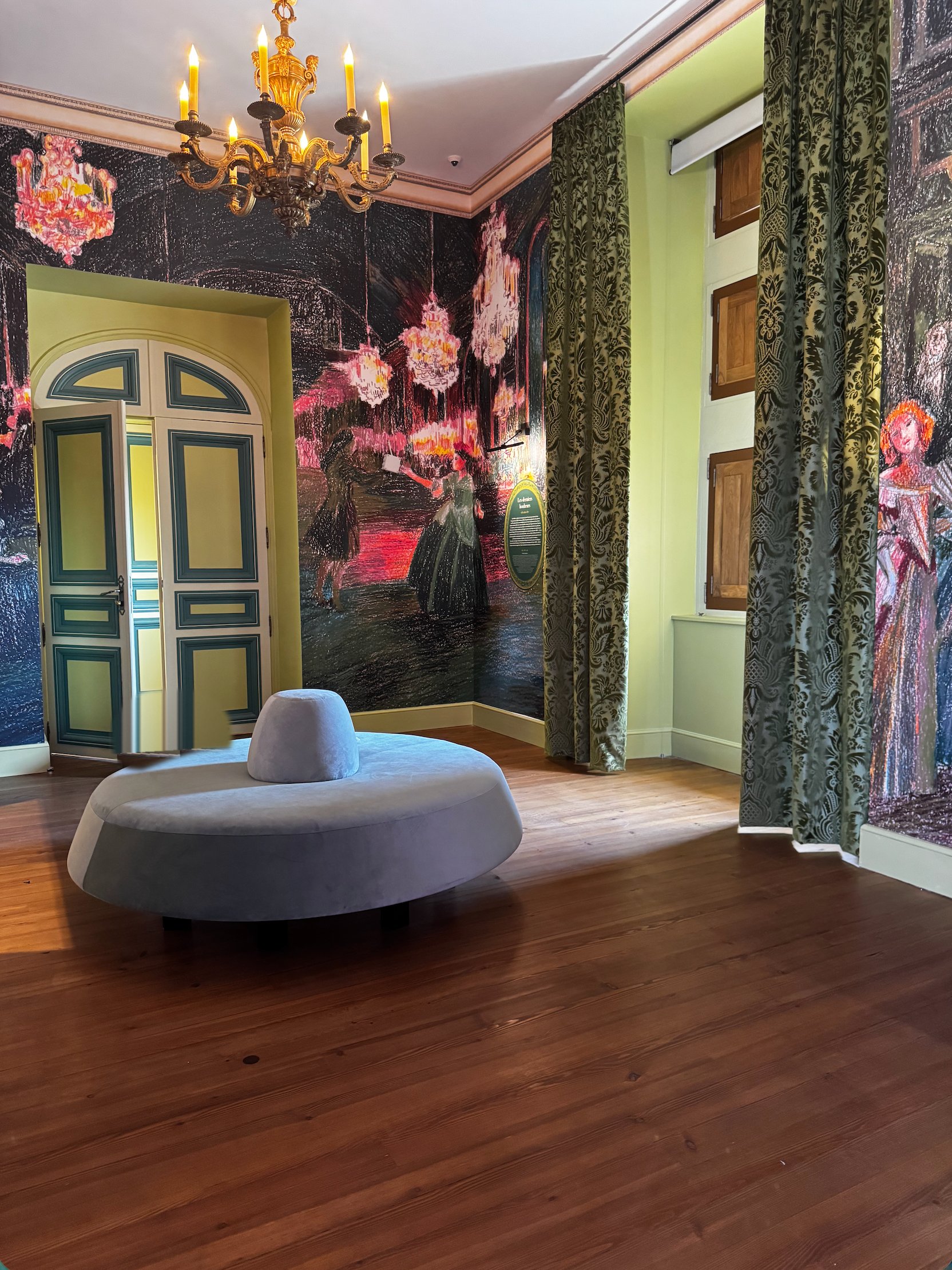 Rideaux et voilages sur mesure — Maison Esclavissat