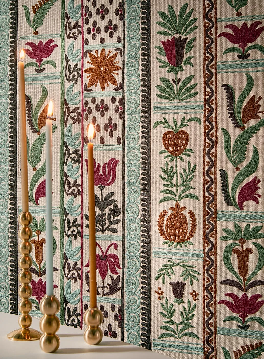 Tenture florale Pierre Frey, détail — Maison Esclavissat Mâcon